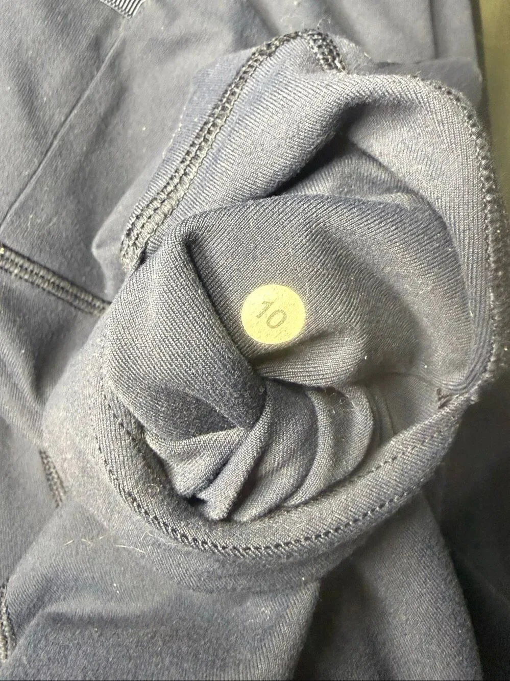 Lululemon Inkwell Navy Blue Skinny Will size 10 RARE